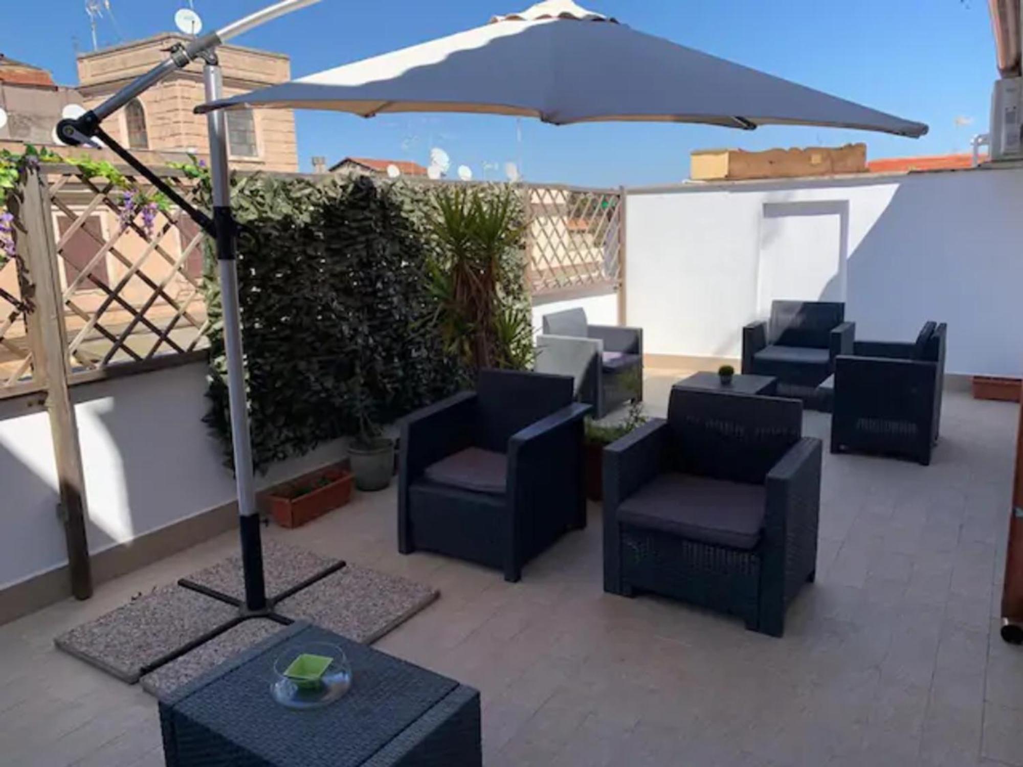 Rome Apartment With Terrace Autonomous ภายนอก รูปภาพ